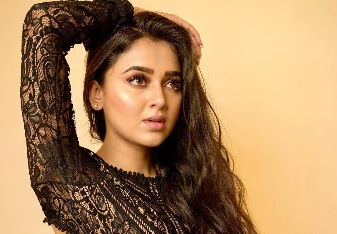 Tejasswi Prakash: Everything About The TV Starlet and Bigg Boss 15 Winner