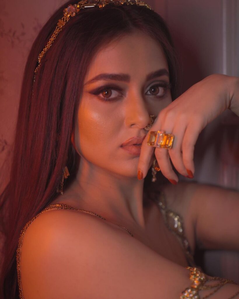 Tejasswi Prakash, the actor from Naagin 6, captivates audiences with her enthralling photographs