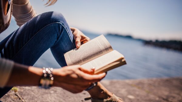 10 Books Every College Student Should Read
