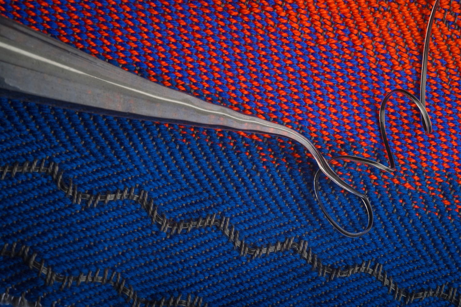 Using 'acoustic fabric,' you may be able to answer the phone while wearing your shirt