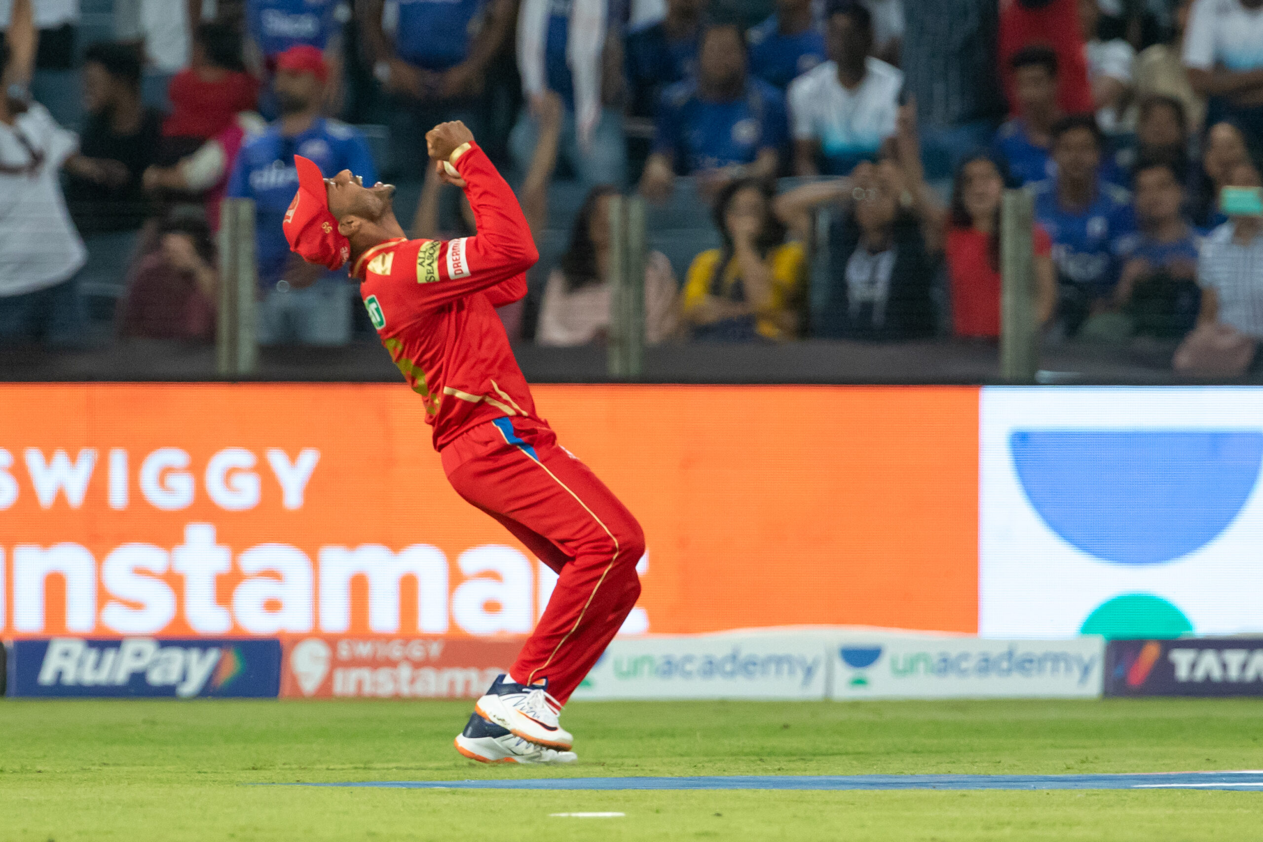 Mumbai Indians suffer their straight 5th loss
