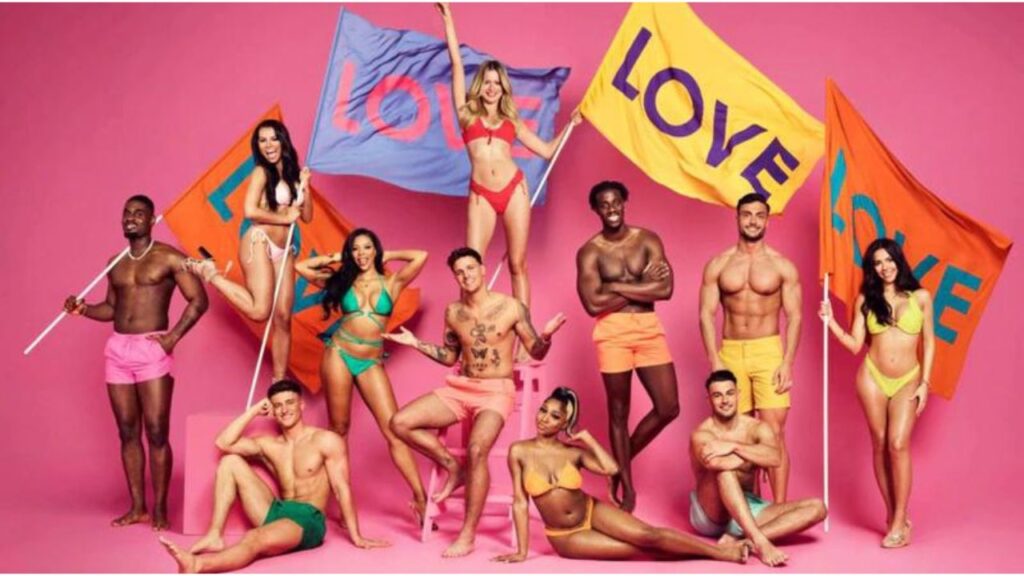 Ekin-Su and Davide Sanclimenti Wins Love Island 2022