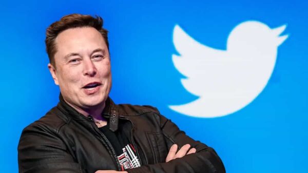 Elon to build a new smartphone in case Twitter is banned from Appstore and Playstore
