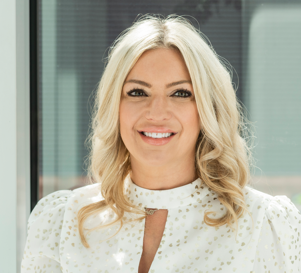 This International Women’s Day, Cheshire Businesswoman says ‘Don’t Dim to Fit In’