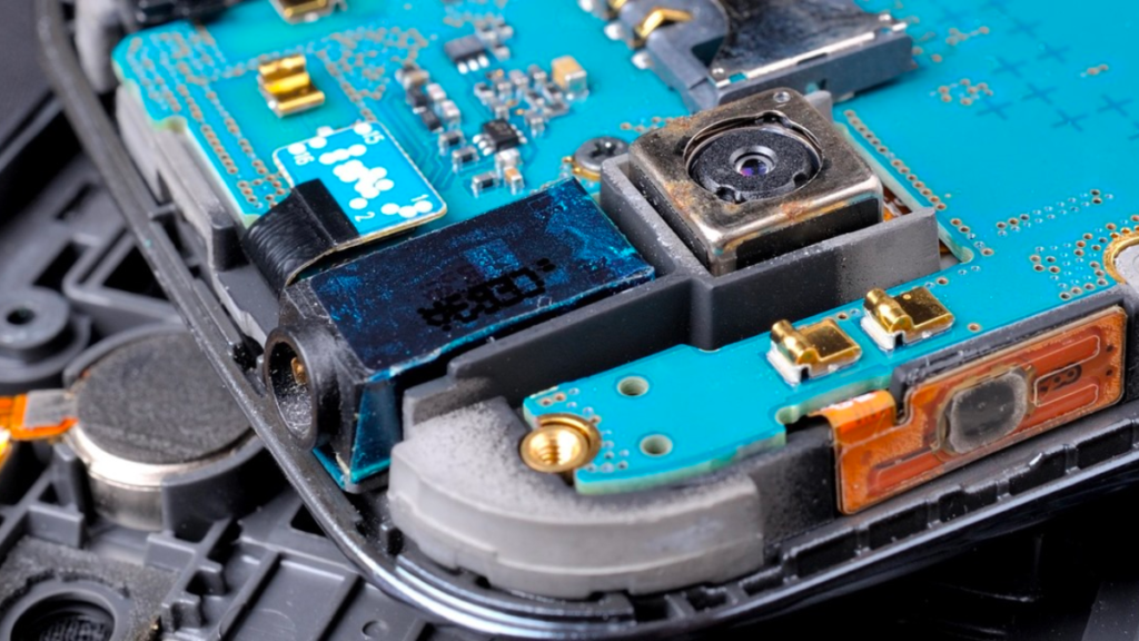 India’s Smartphone Odyssey Pioneering Manufacturing Renaissance