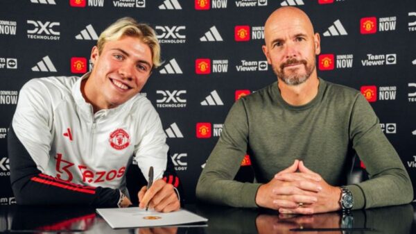 Manchester-United-sign-Rasmus-Hojlund-for-72.